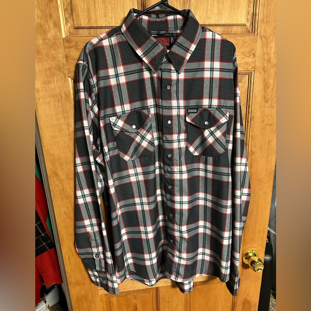 Dixxon Flannel “The Chains”